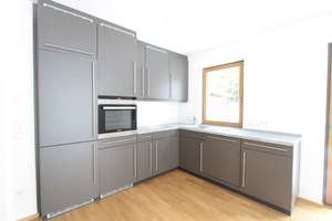Moderne 2-Zi-Gartenwohnung mit 2 Terrassen in bester Villenlage nahe Pasinger Stadtpark+EBK+Parkett – Die vollständige Adresse der Immobilie erhältst du vom Anbieter., 81243 Pasing, München – Vorschaubild 8