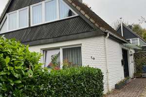 Anfragestopp - Gepflegtes Einfamilienhaus mit viel Platz in Kiel-Klausbrook – Klausbrooker Weg A1a, 24107 Suchsdorf, Kiel – Vorschaubild 1
