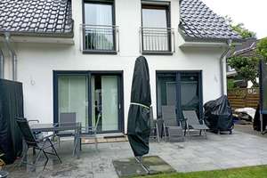 Möblierte Doppelhaushälfte mit Garten, Pool & Kamin in Hamburg-Eidelstedt – Steinacker 14b, 22523 Eidelstedt, Hamburg – Vorschaubild 18