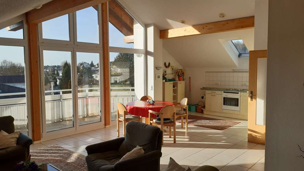 Immobilie in Munderkingen - Großzügiges Haus in Munderkingen mit Einliegerwohnung  in Aussichtslage - Bild 1