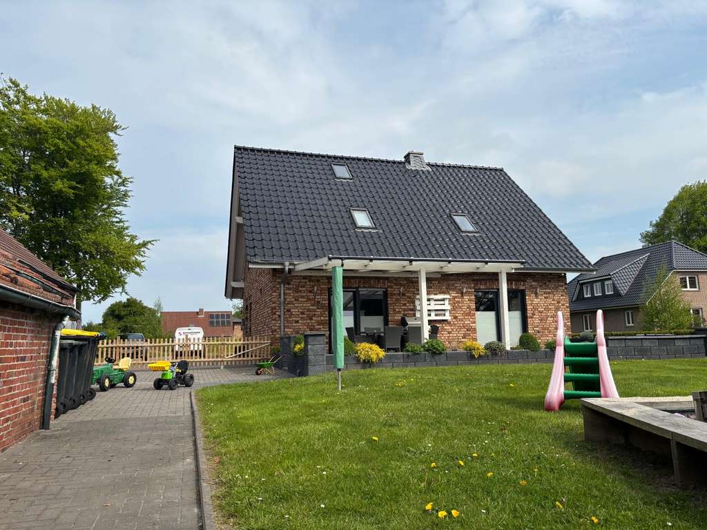 Immobilie in Großheide - Gepflegtes 3-Giebel-Haus auf großem Grundstück in Großheide - Bild 3