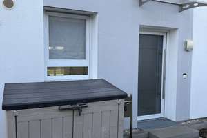 Privat: Modernes 4,5-Zimmer-Reihenhaus mit Garage Baujahr 2017 wie Neuzustand – Schwabenheimer Weg 20G, 55543 Bad Kreuznach – Vorschaubild 2