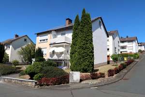 Zweifamilienhaus in bester Lage in Bad Laasphe! – Die vollständige Adresse der Immobilie erhältst du vom Anbieter., 57334 Bad Laasphe – Vorschaubild 2