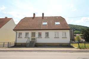 Familienglück mit ganz viel Platz und sonnigem, ebenem Gartengrundstück – 72393 Burladingen – Vorschaubild 3