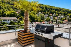 Vollständig möbliertes Neubau-Penthouse