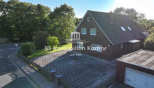 Bild von Großzügiges Ein-/Zweifamilienhaus, renovierungsb. mit Garage, Garten u. Terrasse in solider Bauweise