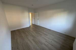 Provisionsfrei! Renoviert! 4-Zimmer-Wohnung mit Garten und Stellplatz! – 33739 Jöllenbeck, Bielefeld – Vorschaubild 15