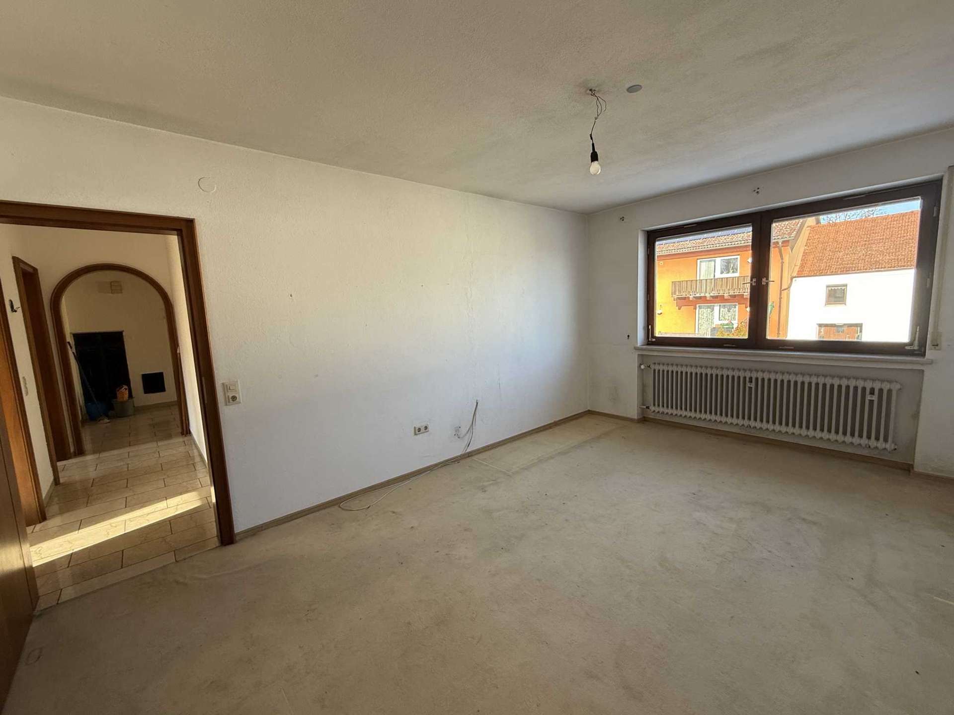 Immobilie in Bayerbach - Wohnen auf einer Ebene.
Großzügiger Bungalow in Siedlungslage - Bild 9