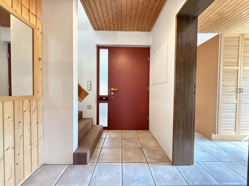 Hauseingang - Garderobe