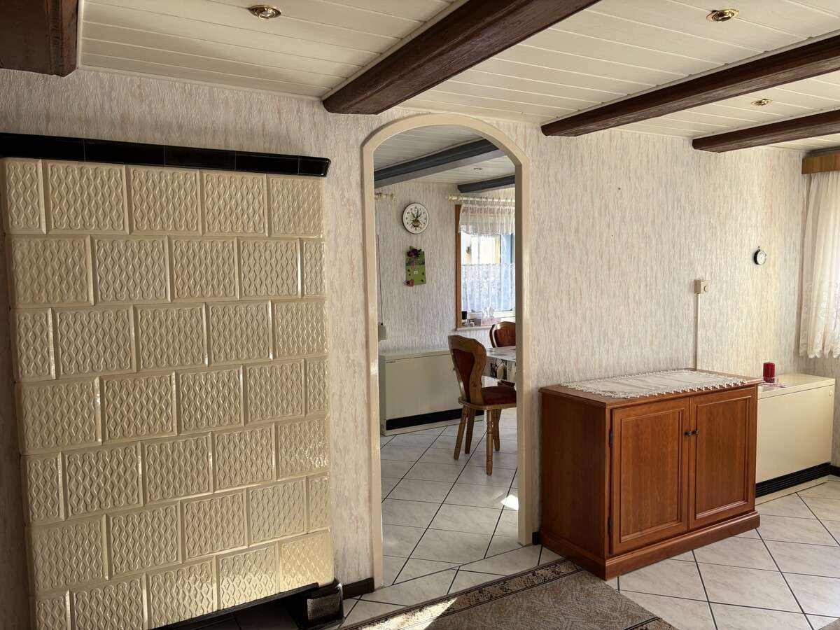 Immobilie in Neusalza-Spremberg - Gepflegtes Wohnhaus mit Garage und Schuppen - Bild 3