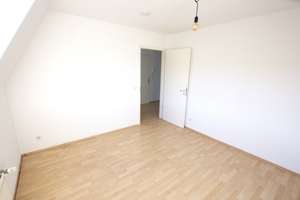 Helles Dachgeschoß mit SW Balkon und Grünblick – Streitstraße 42, 13587 Hakenfelde, Berlin – Vorschaubild 11