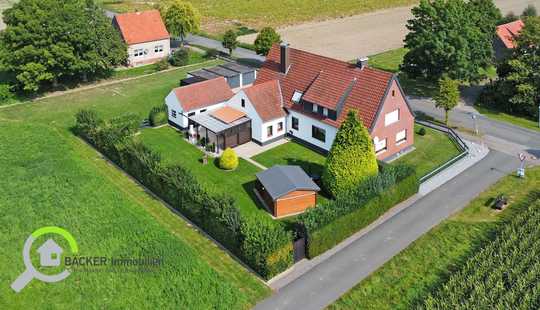 Bild von Sehr gepflegtes Haus mit viel Platz innen und außen in Lübbecke zu verkaufen.