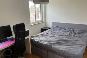Exklusive Wohnung mit Einbauküche und Balkon: stilvolle 2-Zimmer-Wohnung in regensburg – Dultplatz 1, 93059 Stadtamhof, Regensburg – Vorschaubild 2