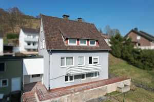 !RESERVIERT! Ein- bis Zweifamilienhaus in Beverungen-Dalhausen mit Ausblick auf das Weserbergland – Hermannstraße 78, 37688 Höxter (Kreis) – Vorschaubild 3