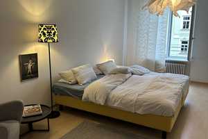 Möblierte 2-Zimmer-Wohnung im wunderschönen Haidhausen – München – Vorschaubild 2