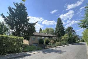 Bierstadt: Bezaubernder Bungalow! Wiesbadens Top-Lage! 5 Zi, Garage, StPl., Garten, voll unterk.!