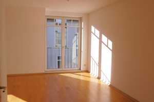 Sonnige 3-Raum-DG-Wohnung in MD Stadtfeld-Ost erwartet Sie! – Schillerstr. 4a, 39108 Magdeburg – Vorschaubild 3
