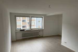 +++ Komplett sanierte 3-Zimmer Wohnung, Elberfelder City-Nähe, 2x Balkon +++ – Nordstraße 33, 42105 Wuppertal – Vorschaubild 1