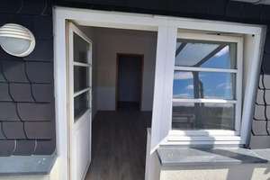 Gemütliche DG 3-Zimmer mit Laminat, Balkon und Wannenbad in ruhiger Lage! EBK mgl. – Zschopauer Platz 9, 9126 Bernsdorf, Chemnitz – Vorschaubild 7