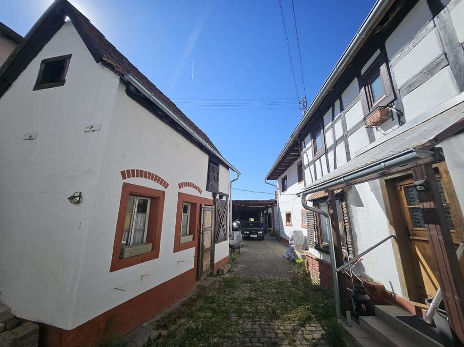 Hof und Schuppen