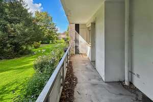 Helle 3-Zimmer-Wohnung mit Loggia in ruhiger Lage von Duisburg – Die vollständige Adresse der Immobilie erhältst du vom Anbieter., 47169 Marxloh, Duisburg – Vorschaubild 2