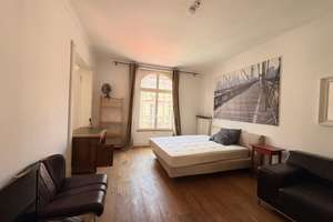 Stilvolle Altbauwohnung mit großem Balkon im Herzen Frankfurts – großzügig, hell und ruhig – 60329 Bahnhofsviertel, Frankfurt am Main – Vorschaubild 10