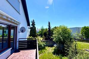 Zum Glück für die Familie – Ihr neues Zuhause  großes 2-Familienhaus mit Doppelgarage  Im Geiger – Die vollständige Adresse der Immobilie erhältst du vom Anbieter., 70374 Im Geiger, Stuttgart – Vorschaubild 5