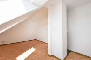 +++ Für Sportliche - Dachgeschoss mit Fernblick - gemütlich & gepflegt - inkl. EBK +++ – Artusweg 7, 70469 Bahnhof Feuerbach, Stuttgart – Vorschaubild 5