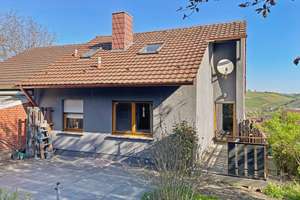 Charmante Doppelhaushälfte in bester Lage von Heidingsfeld – Garten, Balkon & Fernblick – Die vollständige Adresse der Immobilie erhältst du vom Anbieter., 97084 Heidingsfeld, Würzburg – Vorschaubild 14