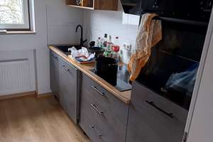 Ganz oben: : schöne  renovierte 3 Zimmer Whg. mit Essdiele und Südterrasse – Karl-Witthalm-Str. 25, 81375 Neuhadern, München – Vorschaubild 9