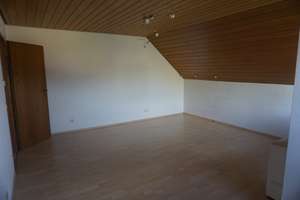 Ansprechende 3-Zimmer-Dachgeschosswohnung mit Dachterrasse in Karlsruhe Grötzingen – Die vollständige Adresse der Immobilie erhältst du vom Anbieter., 76229 Grötzingen, Karlsruhe – Vorschaubild 3