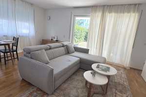 Moderne 3-Zimmerwohnung in ruhiger und zentraler Lage, mit Aufzug! – Inge-Meysel-Str. 13c, 85053 Ingolstadt – Vorschaubild 2