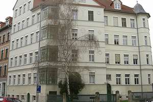 Süd/Westbalkon, Tageslichtbad mit Wanne, schöne 3 Zimmerwohnung in Gohlis frei !