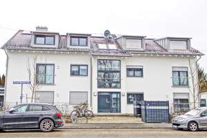Exklusive 4,5-Zimmer-Wohnung mit hochwertiger Ausstattung, Balkon und Panoramakamin