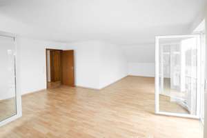 Helle großzügige 3 ZKB Dachwohnung mit sonniger Loggia und EBK zur Ablöse – Neuburger Straße 269, 86169 Hammerschmiede, Augsburg – Vorschaubild 7