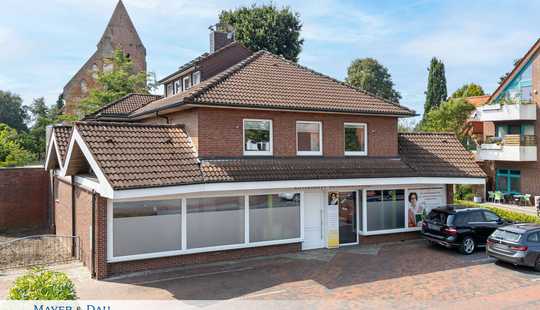 Bild von Vielseitig nutzbares Wohn- und Geschäftshaus mit Pool und Sauna im Herzen von Wiefelstede, Obj. 8861