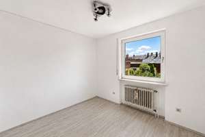 Wohnen auf versetzten Ebenen: Gepflegter Bungalow mit Garten und Garage – Die vollständige Adresse der Immobilie erhältst du vom Anbieter., 90455 Kornburg, Worzeldorf, Nürnberg – Vorschaubild 7