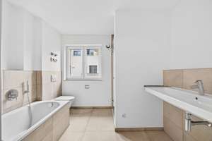 Traumhaftes Reiheneckhaus mit Garten und großer Terrasse! – Burgfeldstraße 8b, 83026 Aising, Rosenheim – Vorschaubild 9
