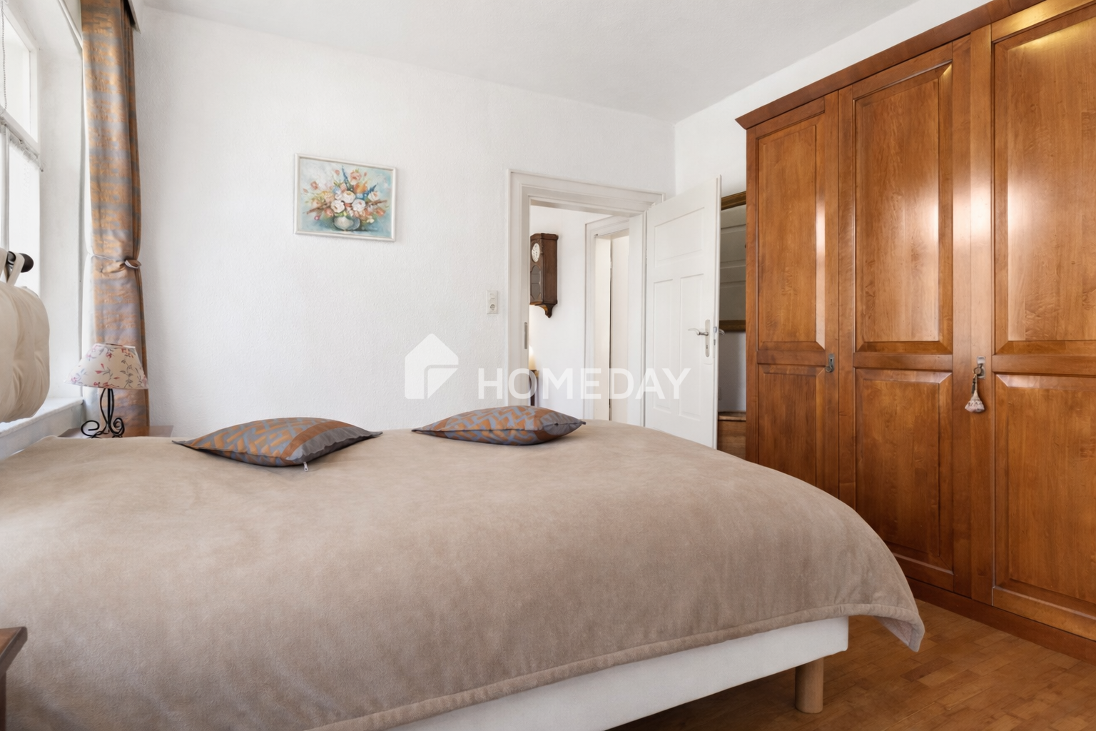 Immobilie in Neukirchen bei Sulzbach-Rosenberg - Wohnen mit Geschichte – ehemaliges Schulhaus mit großem Garten und 2 Wohneinheiten
 - Bild 10