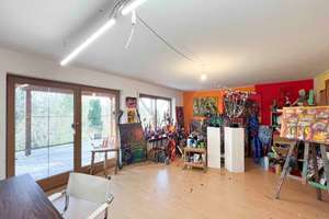 Architektenhaus in erster Reihe mit unverbautem Blick ins Naturschutzgebiet - Wohnen wie im Urlaub! – Die vollständige Adresse der Immobilie erhältst du vom Anbieter., 84424 Isen – Vorschaubild 12