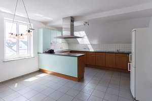 Stilvolle 3-Zimmer-Wohnung mit Wohlfühlcharakter – Die vollständige Adresse der Immobilie erhältst du vom Anbieter., 85055 Nordost, Ingolstadt – Vorschaubild 4