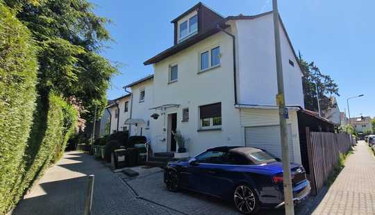 Bild von Frankfurt, außergewöhnliches Reiheneckhaus in guter Lage in Dornbusch