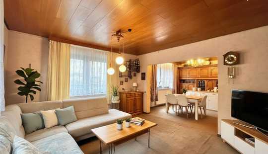 Bild von IDYLLISCHE RUHEOASE 🏡 Großes Grundstück & gemütliches Wohngefühl in Hundsangen!