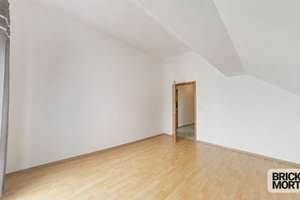 TOP-gepflegte Dachgeschosswohnung mit TG-Stellplatz zum Selbstbezug oder Kapitalanlage – Die vollständige Adresse der Immobilie erhältst du vom Anbieter., 86156 Kriegshaber, Augsburg – Vorschaubild 7