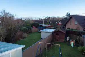 Teilsaniertes Reihenhaus in Quickborn-Heide - Raumwunder mit Energieeffizenzklasse A – Pinneberg (Kreis) – Vorschaubild 5