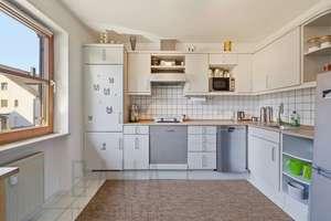 Seltene Gelegenheit: Großzügige Maisonettewohnung mit Gartenanteil und Einzelgarage – Die vollständige Adresse der Immobilie erhältst du vom Anbieter., 81549 Südgiesing, München – Vorschaubild 19