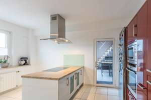 Luxuriöses Wohnen: traumhafte Maisonette-Wohnung über den Dächern von Oberhausen – Die vollständige Adresse der Immobilie erhältst du vom Anbieter., 46045 Dümpten, Oberhausen – Vorschaubild 3