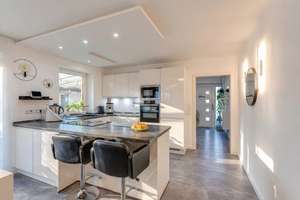Moderner 5-Zi.-Bungalow mit ca. 127 m² Wfl. in Schafflund! Feldrandlage, Glasveranda & Garage! – Die vollständige Adresse der Immobilie erhältst du vom Anbieter., 24980 Schafflund – Vorschaubild 3