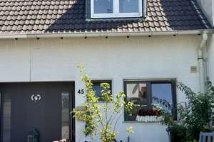 Sanierte Doppelhaushälfte in gesuchter Wohnlage in Vohwinkel – Kurlandstraße 45, 42327 Vohwinkel, Wuppertal – Vorschaubild 2