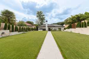 Ein Ort zum Ankommen – Exklusive Villa mit weitläufigem Garten, Innenpool und Einliegerwohnung – Mülheim an der Ruhr – Vorschaubild 3